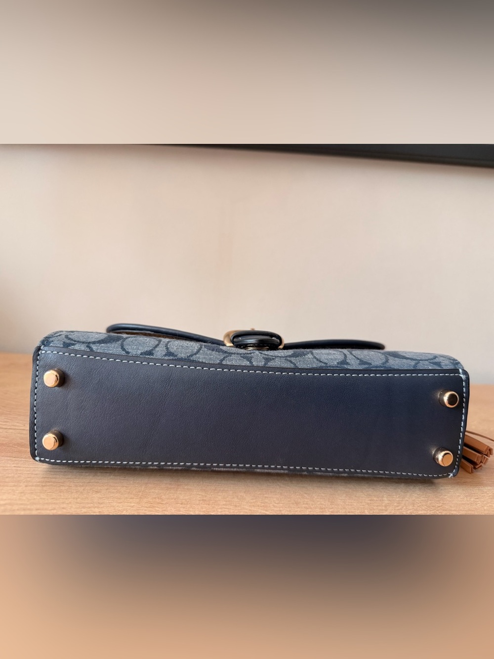 Coach Kleo Top Handle In Signature Chambray - Picture 4 of 8